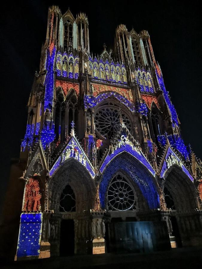 Апартаменты Centre Reims Cathedrale Avec Balcon Экстерьер фото
